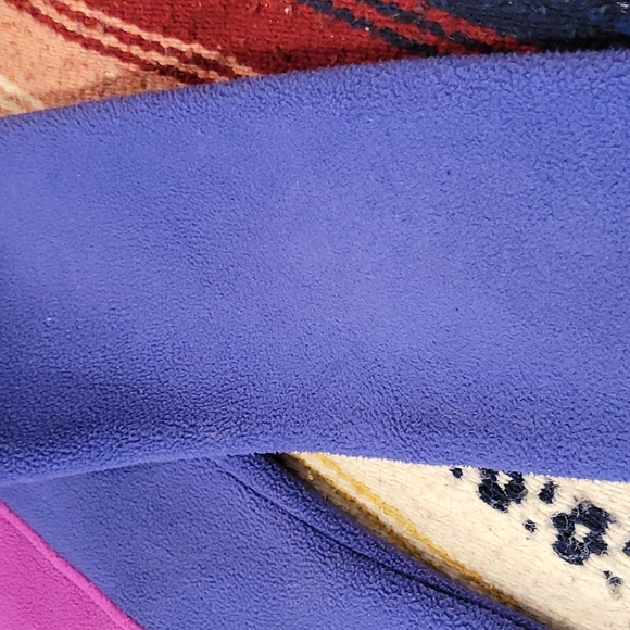 The North Face Fleece Zip Up - Picture 9 of 10